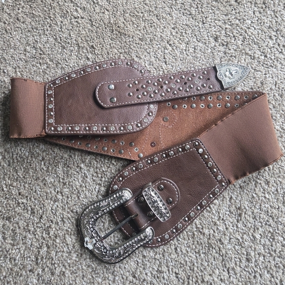 Montana West Brown and Silver Embellished Belt - Picture 2 of 6